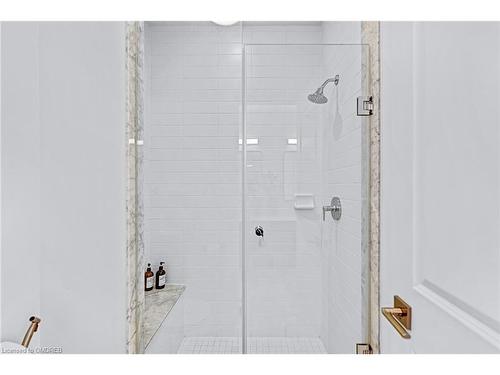 4156 Hillsborough Crescent, Oakville, ON - Indoor Photo Showing Bathroom