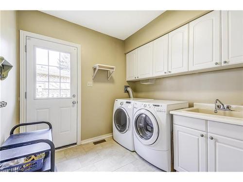 1169 Beechgrove Crescent, Oakville, ON - Indoor Photo Showing Laundry Room