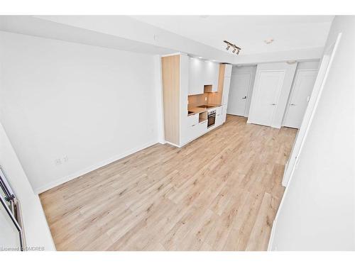 4406-28 Freeland Street, Toronto, ON - Indoor Photo Showing Other Room