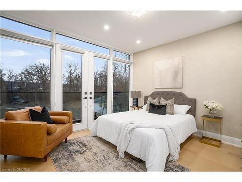 6 Campview Road, Stoney Creek, ON - Indoor Photo Showing Bedroom