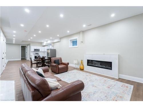 6 Campview Road, Stoney Creek, ON - Indoor Photo Showing Living Room With Fireplace