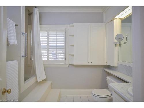 397 Trafalgar Road, Oakville, ON - Indoor Photo Showing Bathroom