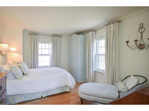 397 Trafalgar Road, Oakville, ON - Indoor Photo Showing Bedroom