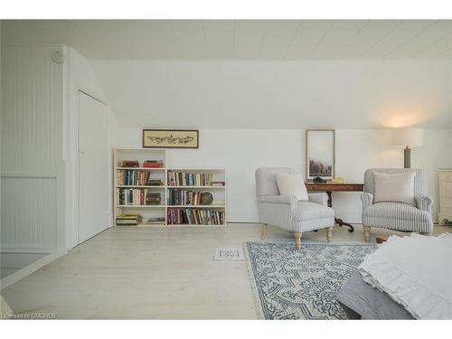 397 Trafalgar Road, Oakville, ON - Indoor Photo Showing Living Room