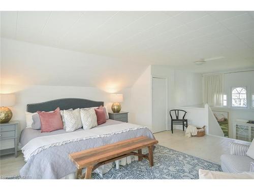 397 Trafalgar Road, Oakville, ON - Indoor Photo Showing Bedroom