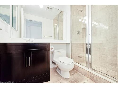 2507-80 Absolute Avenue, Mississauga, ON - Indoor Photo Showing Bathroom