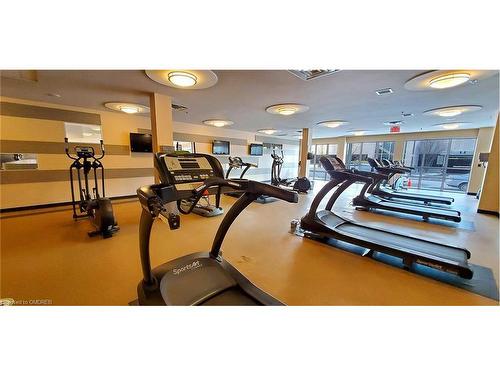 2507-80 Absolute Avenue, Mississauga, ON - Indoor Photo Showing Gym Room