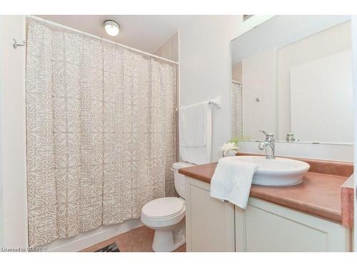101-410 King Street W, Kitchener, ON - Indoor Photo Showing Bathroom