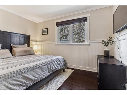 1379 Willowdown Road, Oakville, ON - Indoor Photo Showing Bedroom