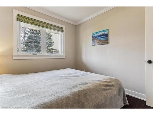1379 Willowdown Road, Oakville, ON - Indoor Photo Showing Bedroom