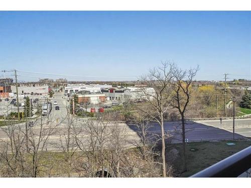 314-297 Oak Walk Drive, Oakville, ON - Outdoor With View