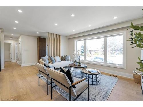 19 Rayside Drive, Toronto, ON - Indoor Photo Showing Living Room