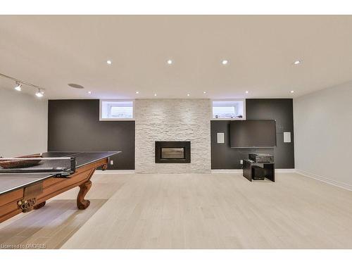 1470 Watersedge Road, Mississauga, ON - Indoor Photo Showing Other Room With Fireplace