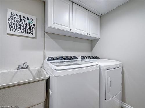 342 Dale Crescent, Waterloo, ON - Indoor Photo Showing Laundry Room