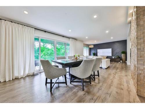 2204 Shardawn Mews, Mississauga, ON - Indoor Photo Showing Dining Room