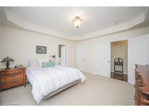 4413 Mann Street Street, Niagara Falls, ON - Indoor Photo Showing Bedroom