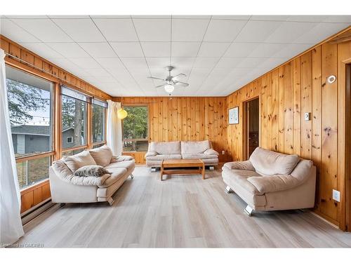 45 Anhinga Lane Lane, North Kawartha Twp, ON - Indoor Photo Showing Living Room