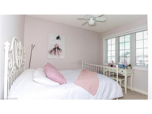 151 Violet Street, Barrie, ON - Indoor Photo Showing Bedroom