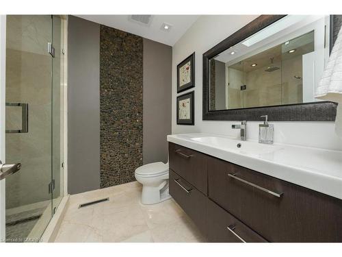 1 Terry Court, Georgetown, ON - Indoor Photo Showing Bathroom