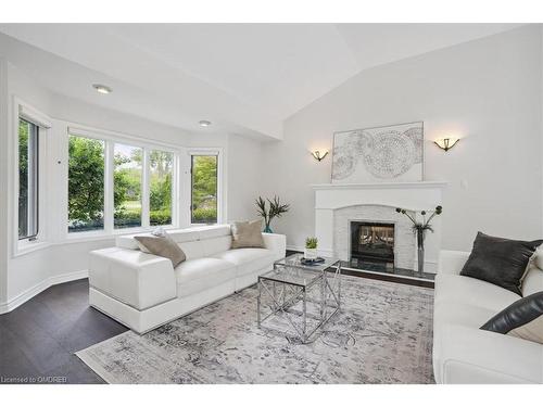 20 Craven Avenue, Burlington, ON - Indoor Photo Showing Living Room With Fireplace