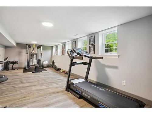 20 Craven Avenue, Burlington, ON - Indoor Photo Showing Gym Room