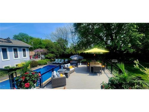 20 Craven Avenue, Burlington, ON - Outdoor With In Ground Pool