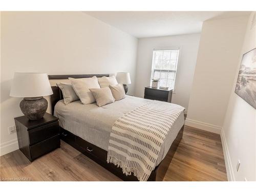 53 Woolwich Street, Kitchener, ON - Indoor Photo Showing Bedroom