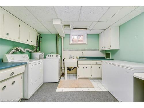 414 Belvenia Road, Burlington, ON - Indoor Photo Showing Laundry Room