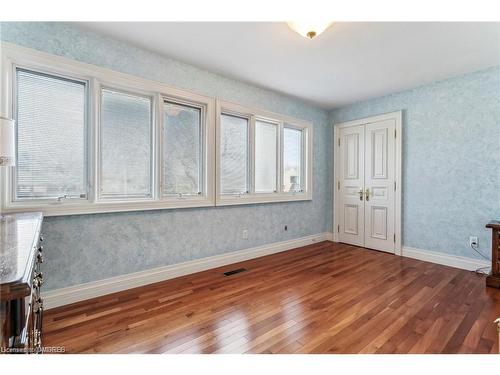 1832 Mallwood Court, Mississauga, ON - Indoor Photo Showing Other Room