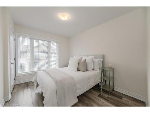 44-27 Rachel Drive, Stoney Creek, ON - Indoor Photo Showing Bedroom
