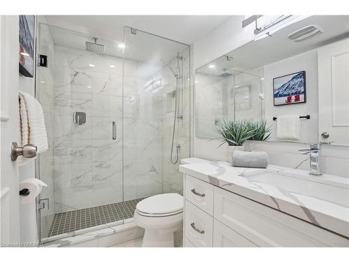 902-365 Geneva Street, St. Catharines, ON - Indoor Photo Showing Bathroom