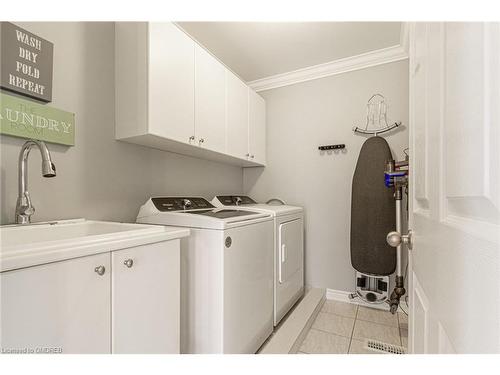 750 Sudgen Terrace Terrace, Milton, ON - Indoor Photo Showing Laundry Room