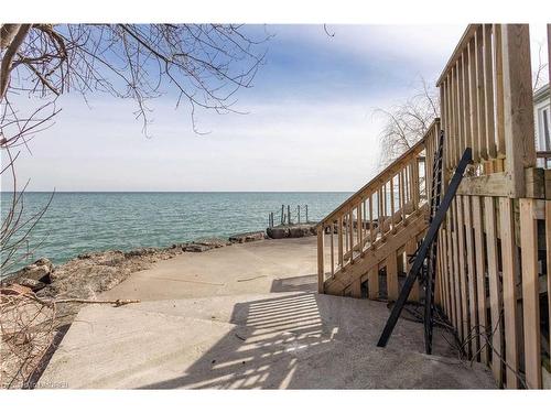 18 1/2 Lakeshore Road, Hamilton, ON - Outdoor With Body Of Water