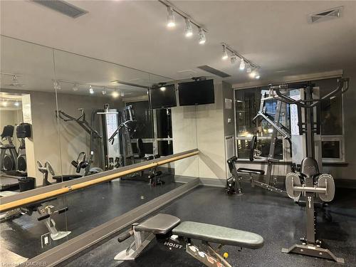 813-35 Hayden Street, Toronto, ON - Indoor Photo Showing Gym Room