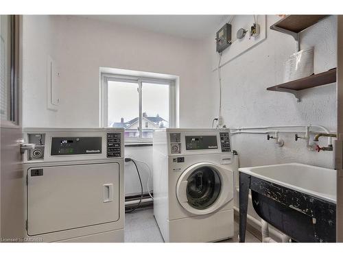 103-14 Norris Place, St. Catharines, ON - Indoor Photo Showing Laundry Room