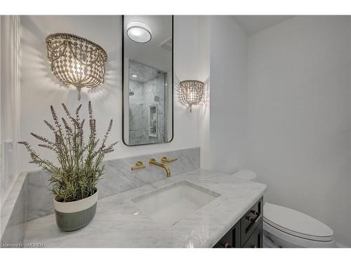 604-2060 Lakeshore Road, Burlington, ON - Indoor Photo Showing Bathroom