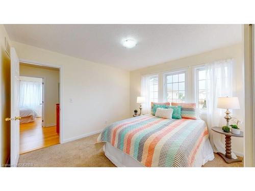 116 Zieman Crescent, Cambridge, ON - Indoor Photo Showing Bedroom