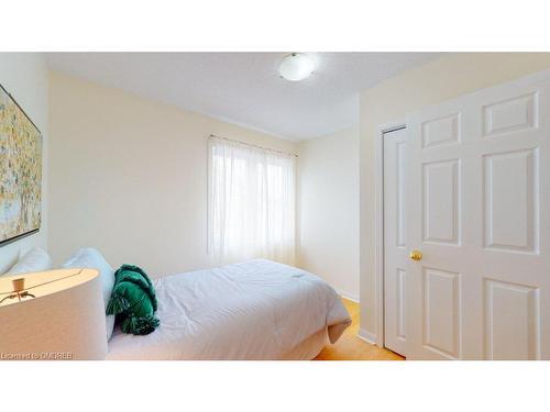 116 Zieman Crescent, Cambridge, ON - Indoor Photo Showing Bedroom