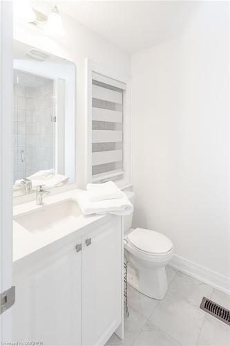 23 Lumb Drive Drive, Cambridge, ON - Indoor Photo Showing Bathroom