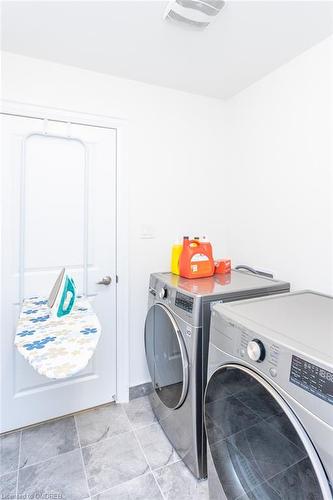 23 Lumb Drive Drive, Cambridge, ON - Indoor Photo Showing Laundry Room