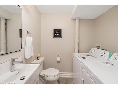 5 & 7 Guelph Street, Georgetown, ON - Indoor Photo Showing Bathroom