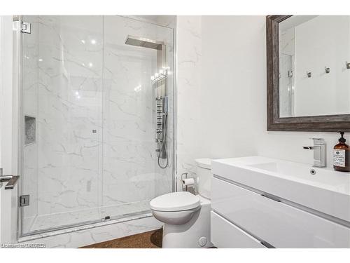 308-66 Bay Street S, Hamilton, ON - Indoor Photo Showing Bathroom