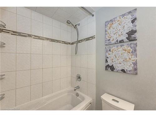 314-53 Arthur Street S, Guelph, ON - Indoor Photo Showing Bathroom