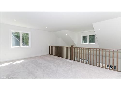 124 Beacon Drive, Thornbury, ON - Indoor Photo Showing Other Room