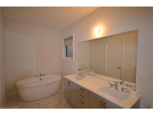 1275 Merton Road, Oakville, ON - Indoor Photo Showing Bathroom