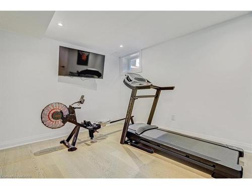 1569 Crediton Parkway, Mississauga, ON - Indoor Photo Showing Gym Room