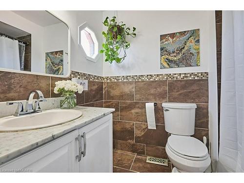 7 Tipton Crescent, Ajax, ON - Indoor Photo Showing Bathroom