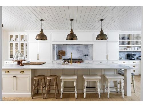 420 Randall Street, Oakville, ON - Indoor Photo Showing Kitchen With Upgraded Kitchen