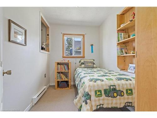16651 Leslie Hill Road, Terra Cotta, ON - Indoor Photo Showing Bedroom