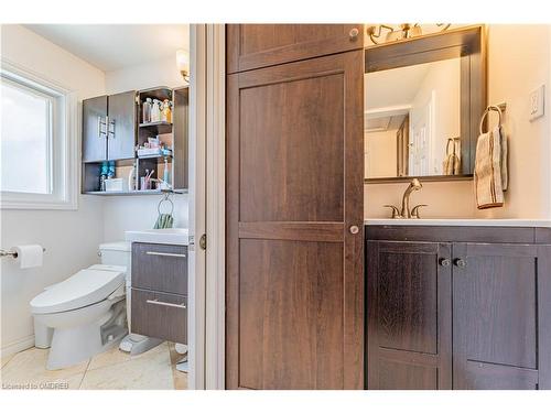 1224 Redbank Crescent, Oakville, ON - Indoor Photo Showing Bathroom